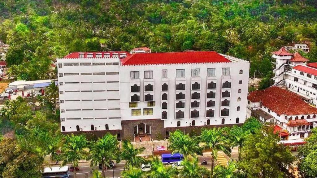 Royal Kandyan Exterior photo